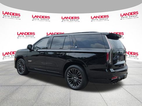 Used 2023 Cadillac Escalade V w/ LPO, ONYX Package AWD/4WD image 5