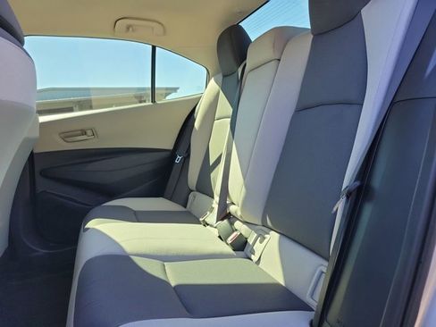 Used 2025 Toyota Corolla LE image 20