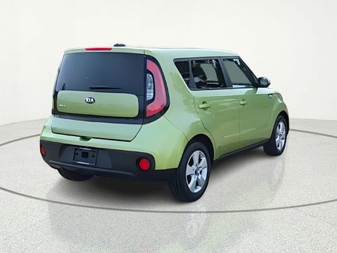 Certified 2017 Kia Soul image 5