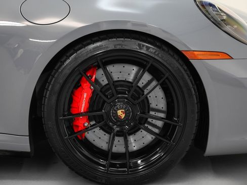 Used 2024 Porsche 911 Carrera GTS image 22