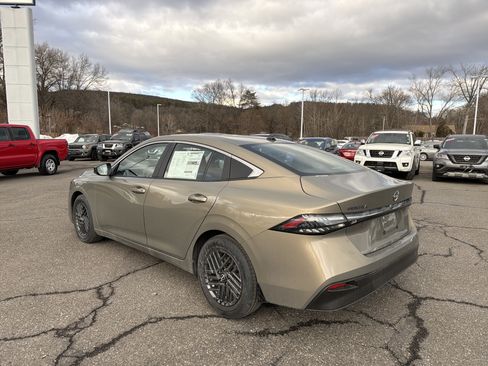 New 2026 Nissan Sentra SV image 7