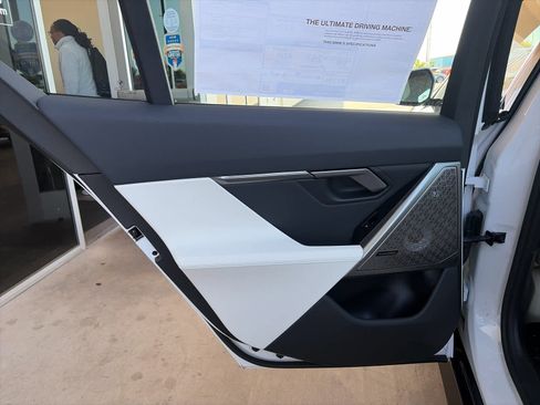 New 2026 BMW 550e xDrive AWD/4WD image 10