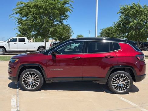 Used 2022 Jeep Compass Limited w/ Elite Group image 6