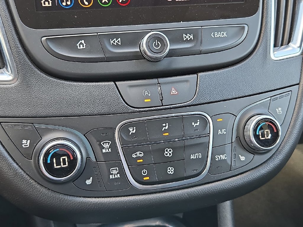 Used 2024 Chevrolet Malibu LT FWD image 19