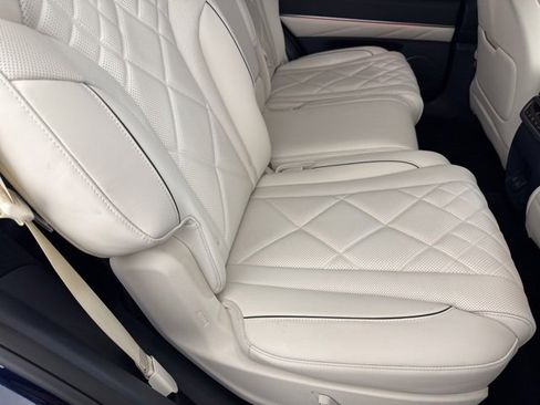 Used 2025 Genesis GV80 3.5T Prestige image 23