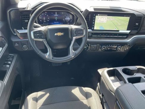 Used 2026 Chevrolet Silverado 1500 LT RWD image 7