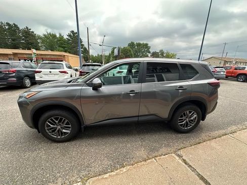 Used 2021 Nissan Rogue S AWD/4WD image 4