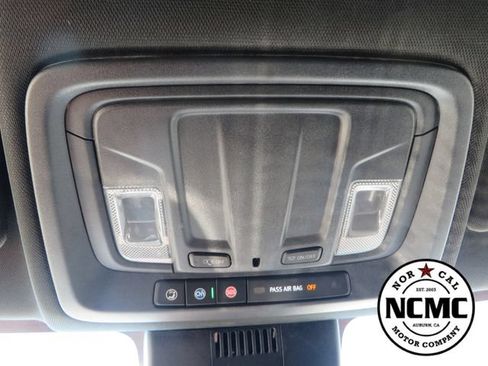 Used 2025 GMC Sierra 1500 AT4 AWD/4WD image 25