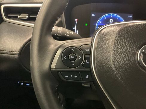 Used 2025 Toyota Corolla Cross XLE AWD/4WD image 15