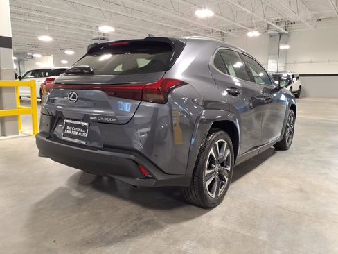 New 2026 Lexus UX 300h AWD image 17