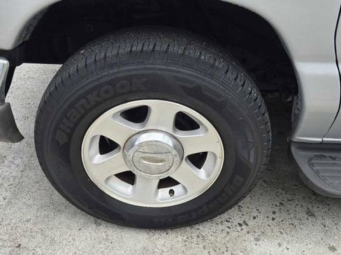 Used 2006 Ford E-150 and Econoline 150 image 10