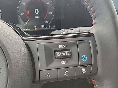 New 2025 Nissan Kicks SR w/ SR Premium Package image 31