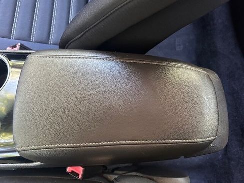 Used 2013 Ford Fusion SE FWD image 19