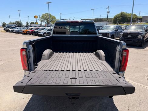 Used 2024 GMC Sierra 2500 Denali Ultimate AWD/4WD image 18