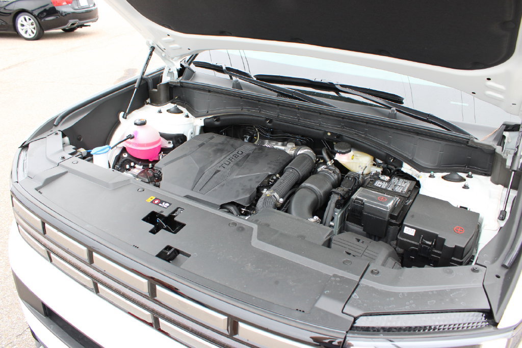 Used 2026 Hyundai Santa Fe SEL AWD/4WD image 9