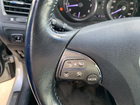 Used 2010 Lexus ES 350 w/ Preferred Accessory Package FWD image 17
