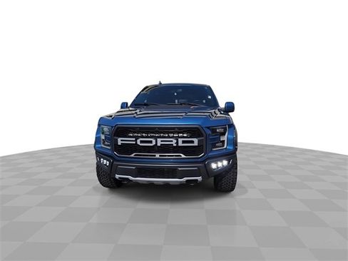 Used 2019 Ford F150 Raptor w/ Equipment Group 802A Luxury image 3