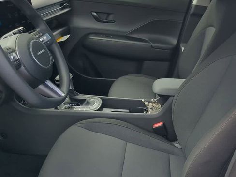 New 2026 Hyundai Kona SE FWD image 17