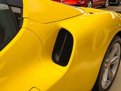 Used 2025 Ferrari 296 GTS image 42