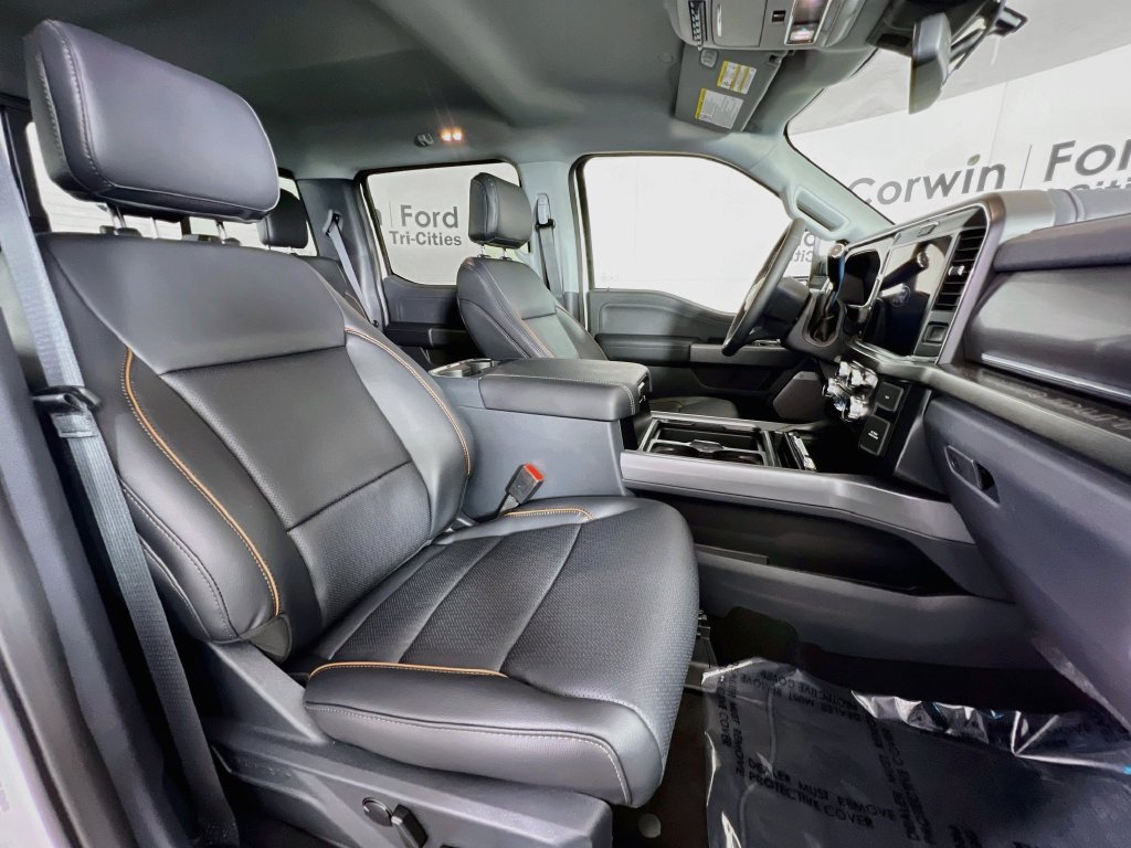 New 2026 Ford F350 Lariat w/ Lariat Premium Package AWD/4WD image 17