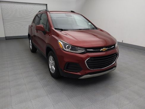 Used 2022 Chevrolet Trax LT w/ Driver Confidence Package AWD/4WD image 14