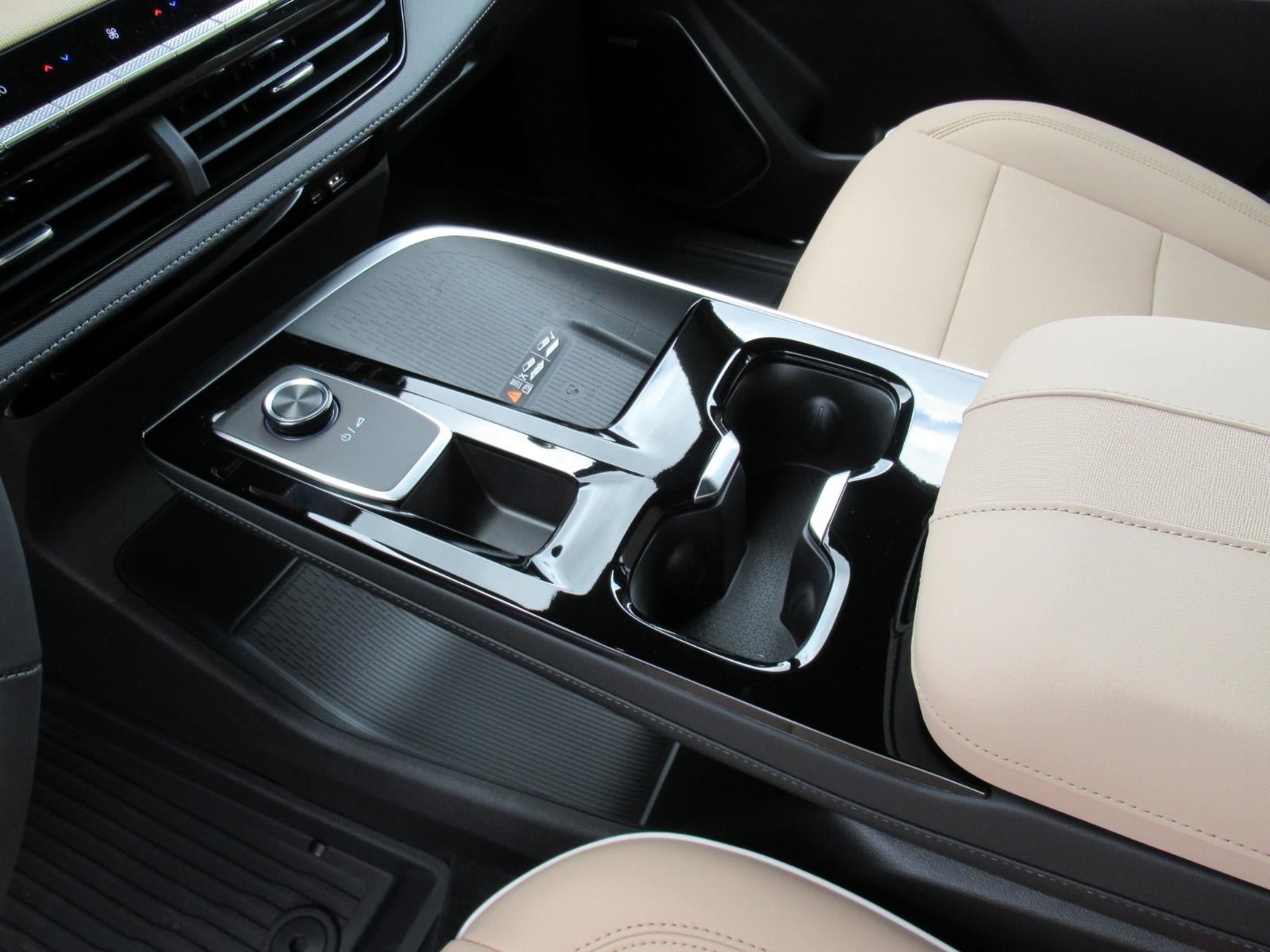 New 2026 Buick Enclave Preferred w/ LPO, Floor Liner Package FWD image 18
