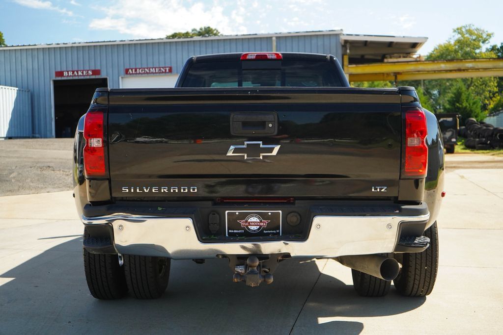 Used 2019 Chevrolet Silverado 3500 LTZ w/ Duramax Plus Package AWD/4WD image 21