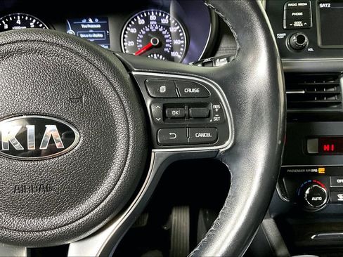 Used 2016 Kia Optima EX image 17