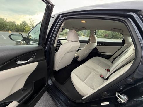 Used 2019 Honda Insight EX image 14
