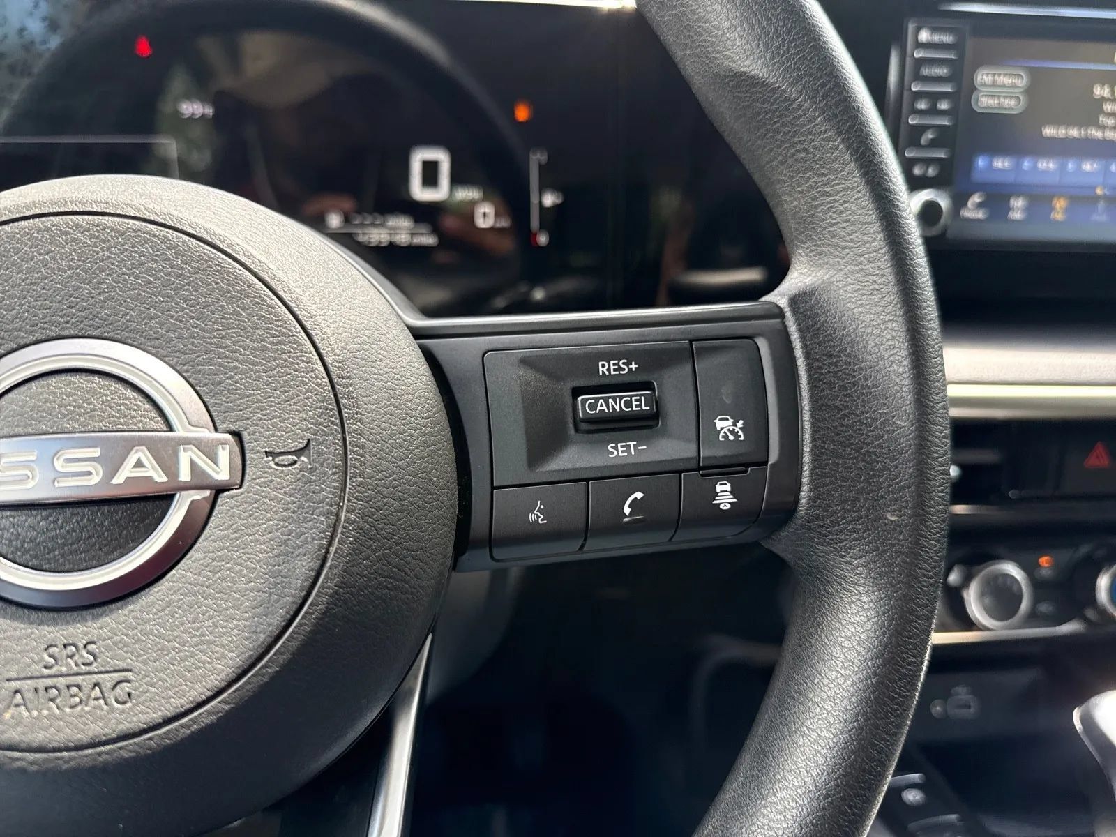 Used 2025 Nissan Kicks S FWD image 17