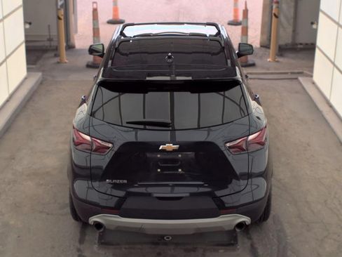 Used 2020 Chevrolet Blazer LT FWD image 6