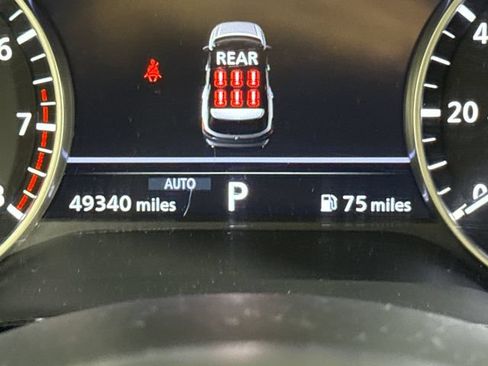 Used 2024 Nissan Pathfinder SV AWD/4WD image 33