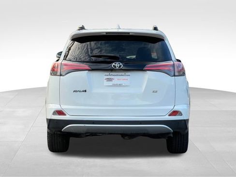 Used 2016 Toyota RAV4 SE image 4