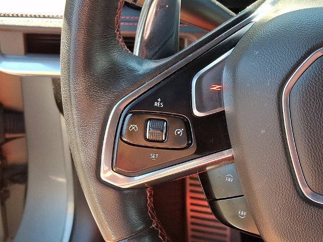 Used 2023 Chevrolet Corvette Stingray Convertible RWD image 19