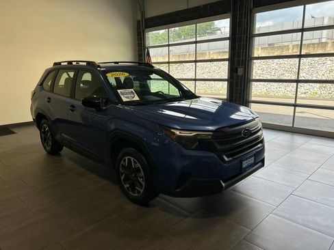Used 2026 Subaru Forester AWD/4WD image 2