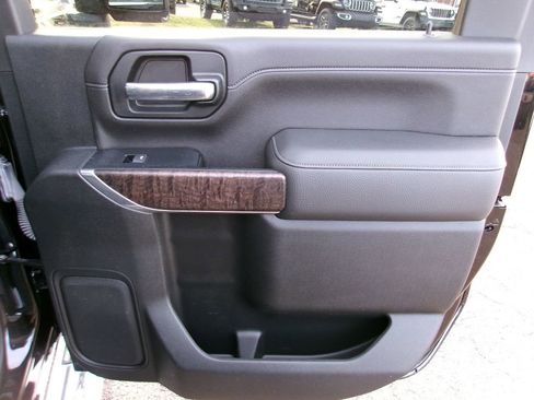 Used 2020 GMC Sierra 2500 Denali w/ Denali Ultimate Package image 9