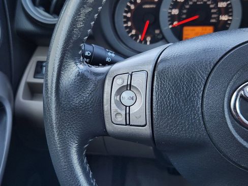 Used 2008 Toyota RAV4 Limited image 23