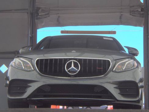 Used 2019 Mercedes-Benz E 450 4MATIC Sedan w/ Premium Package image 16
