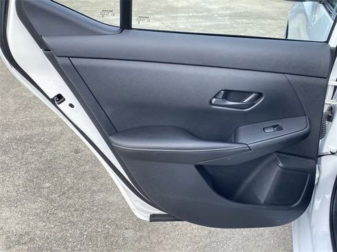 Used 2024 Nissan Sentra SV image 35