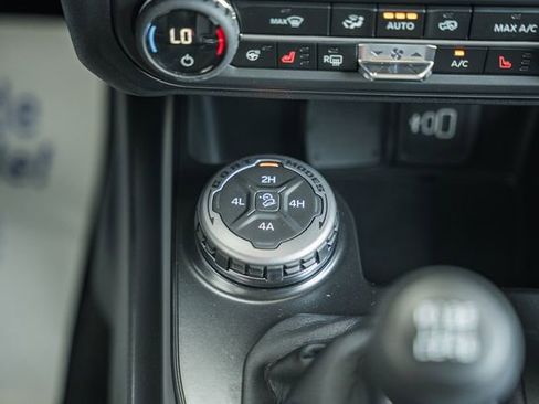 New 2026 Ford Bronco Badlands w/ Sasquatch Package image 35