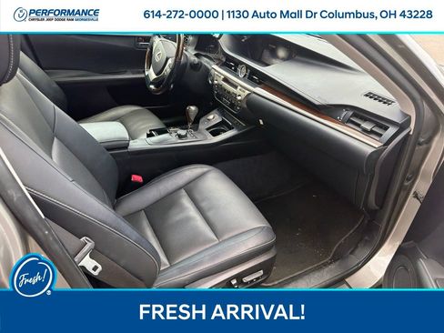 Used 2015 Lexus ES 350 w/ Premium Package FWD image 16