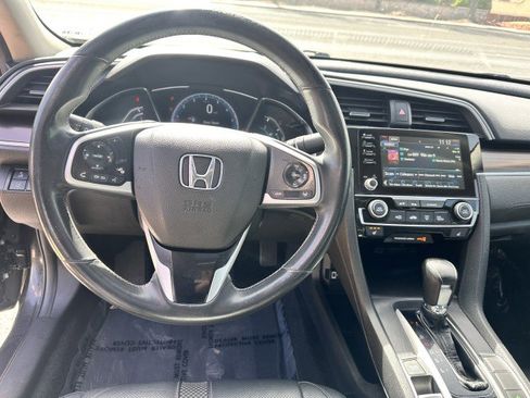 Used 2019 Honda Civic EX-L image 12