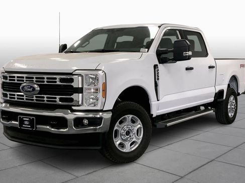 New 2026 Ford F250 XLT w/ FX4 Off-Road Package image 22