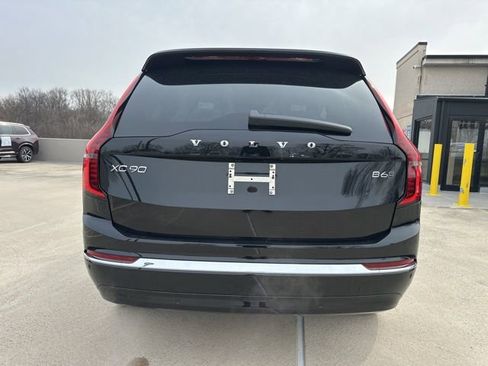 New 2026 Volvo XC90 B6 Plus w/ Protection Package image 6