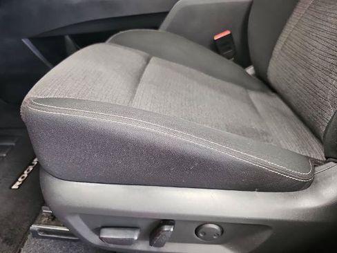 Used 2022 Nissan Rogue SV AWD/4WD image 26