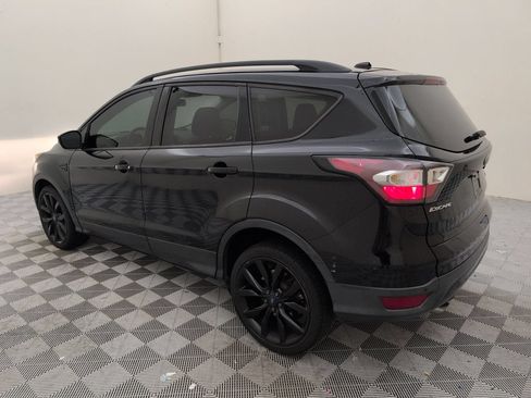 Used 2017 Ford Escape Titanium FWD image 6