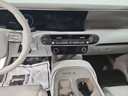 Certified 2026 Hyundai Palisade Limited AWD/4WD image 19