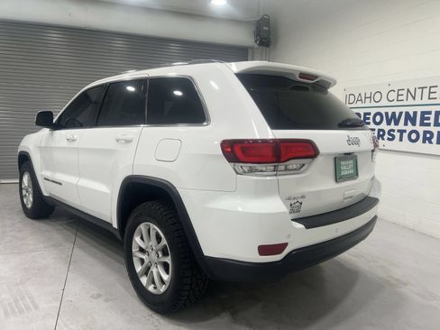 Used 2021 Jeep Grand Cherokee Laredo AWD/4WD image 6