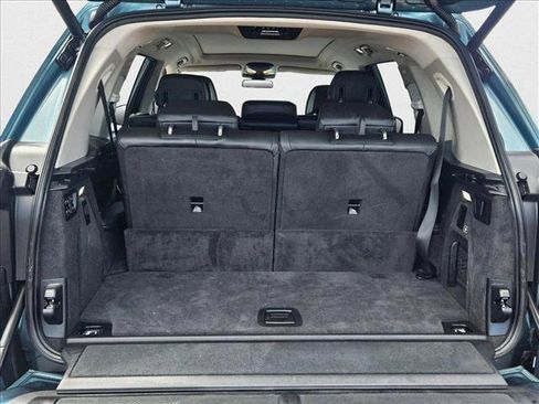 Used 2024 BMW X7 xDrive40i image 6