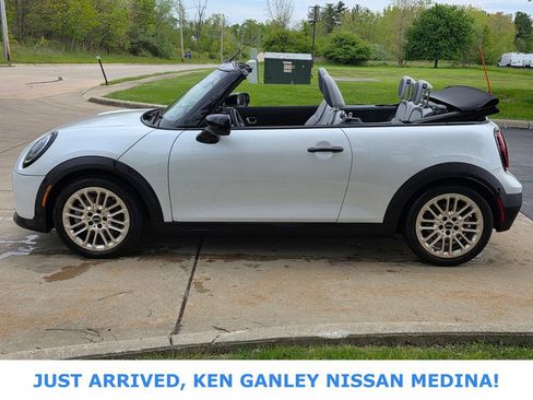 Used 2025 MINI Cooper S FWD image 6